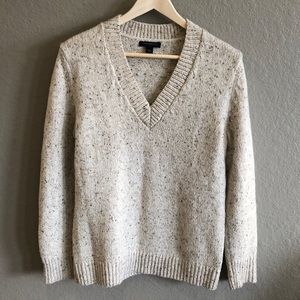 V neck sweater